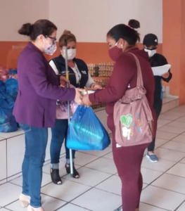 entrega de kids alimenticios